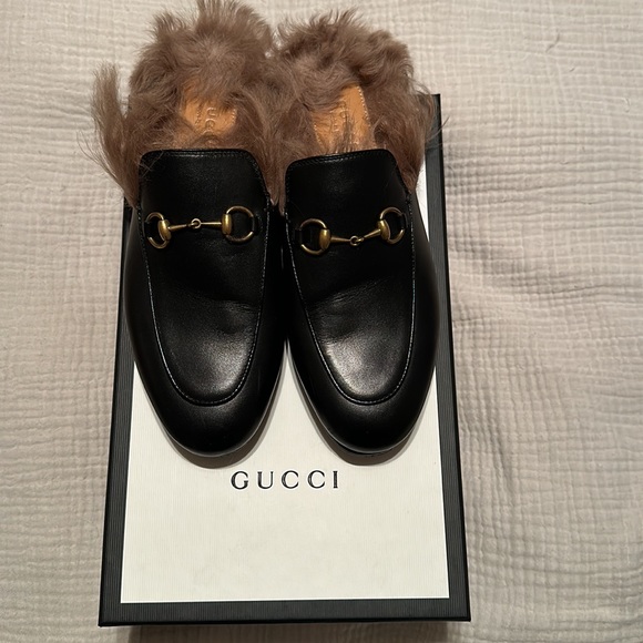 Gucci Princetown Shearling-lined Mules - LIKE NEW - Picture 6 of 8